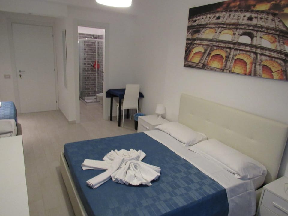 View (from property/room), Other, Other, Photo of the whole room, Decorative detail, Decorative detail, Landmark view