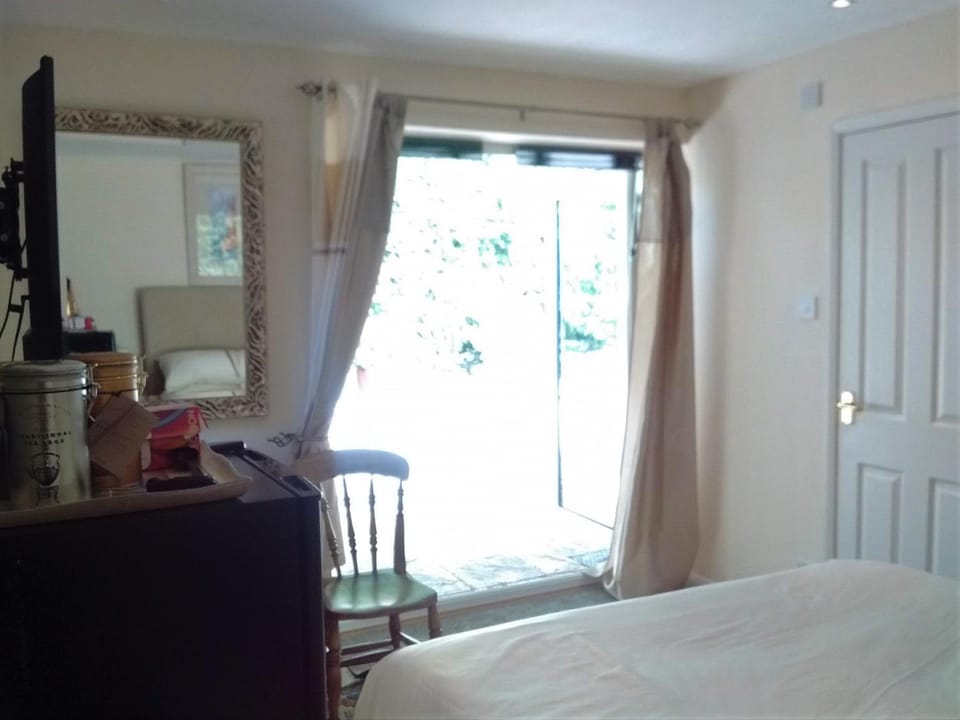 Sunny Patch Bed and Breakfast in Stroud District