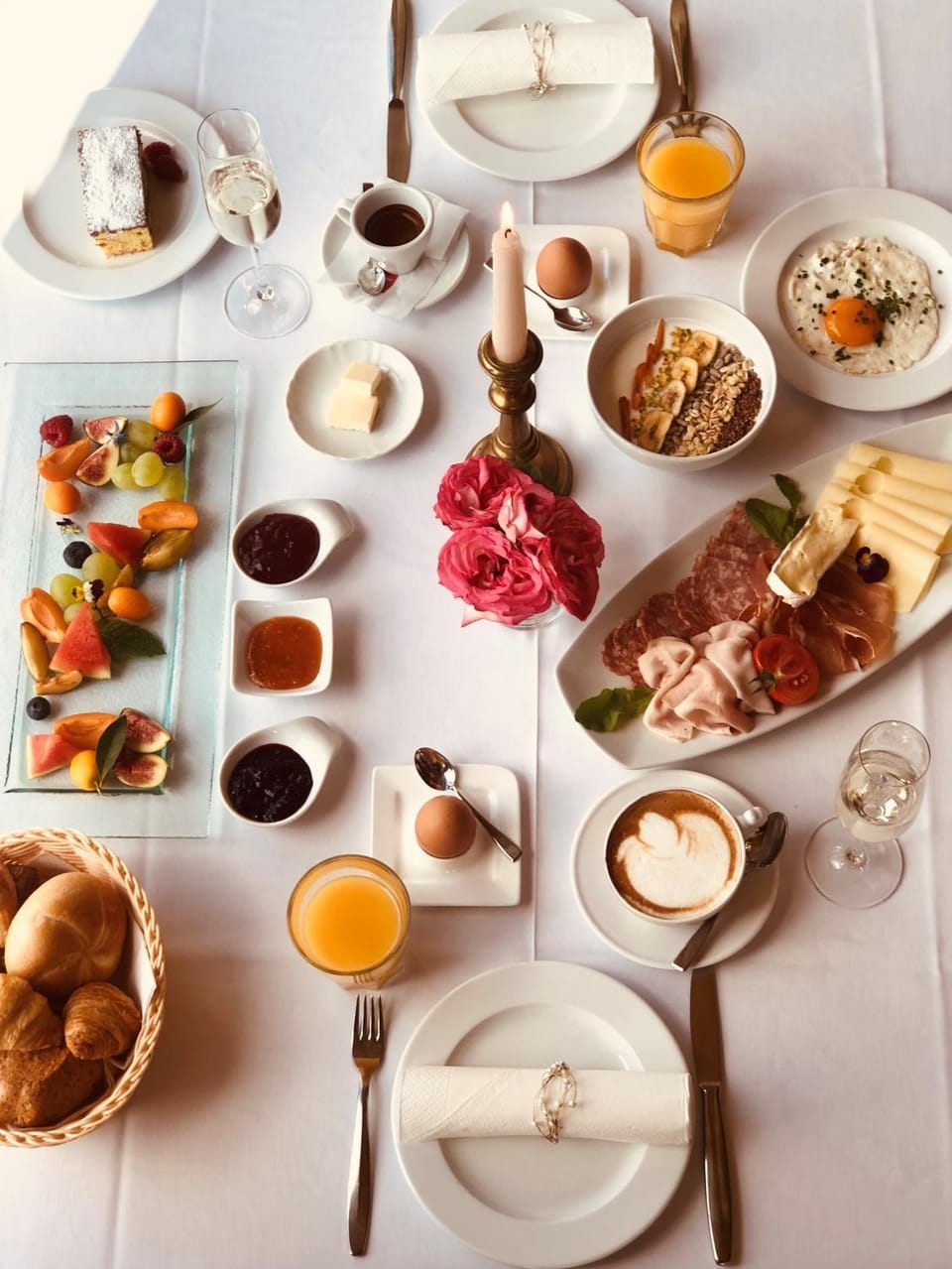 Food and drinks, Breakfast, Continental breakfast