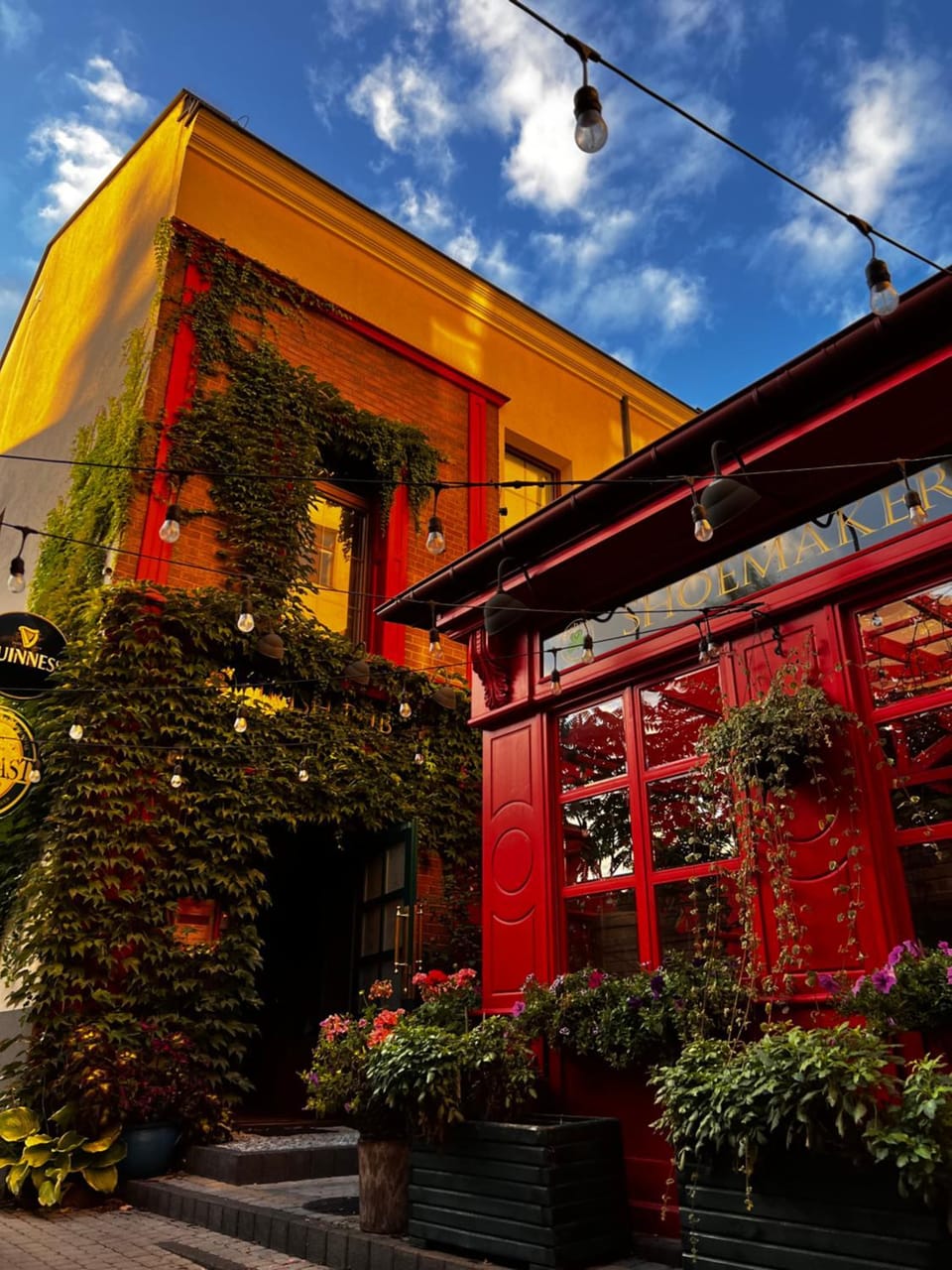 Shoemaker Irish Pub & Accommodation Vacation rental in Poland