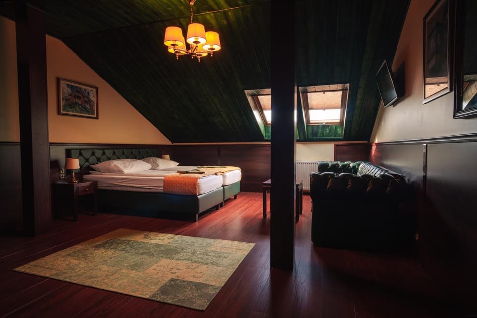 Shoemaker Irish Pub & Accommodation Vacation rental in Poland