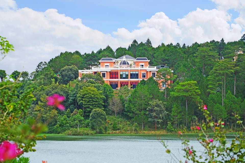 Property building, Natural landscape