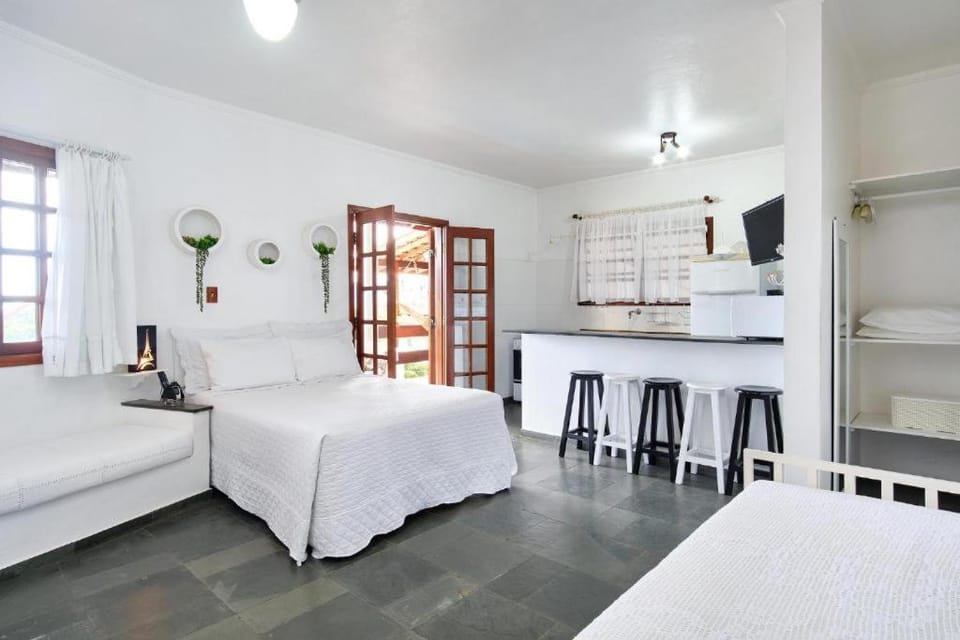 Bed, Kitchen or kitchenette, Photo of the whole room