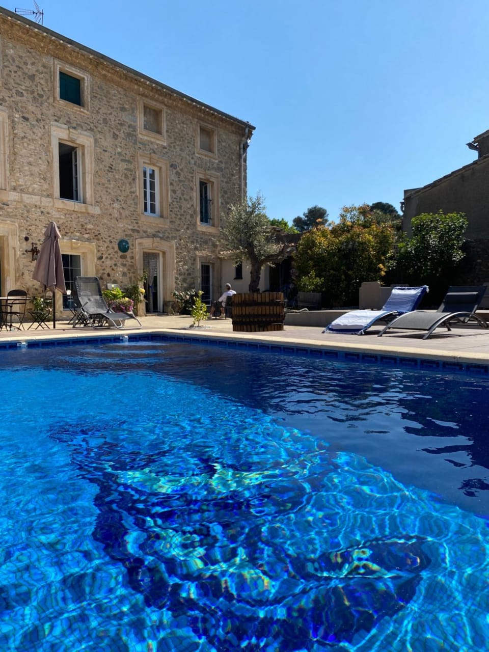Swimming pool
