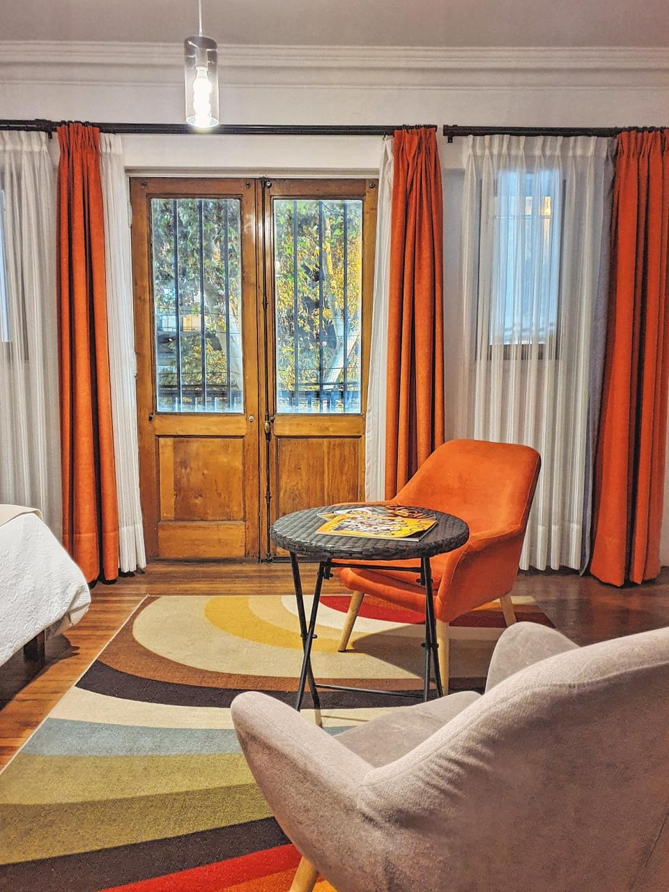 Living room, Photo of the whole room
