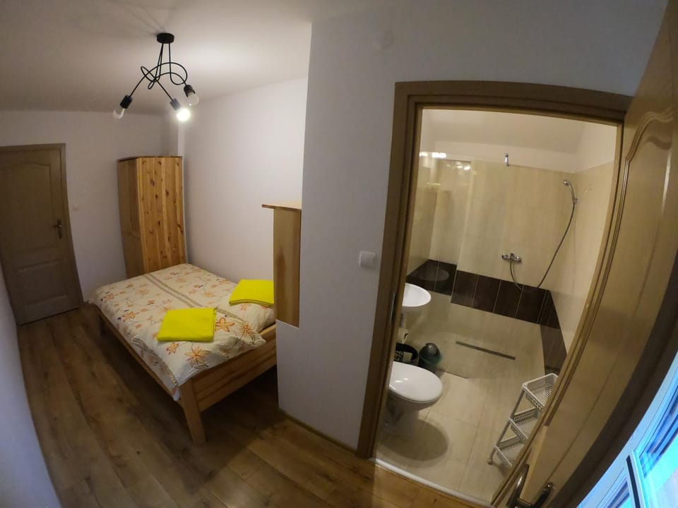 Bathroom, Photo of the whole room