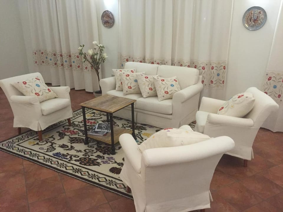 Living room, Lobby or reception, Seating area