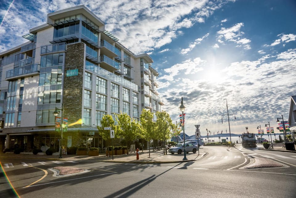 Property building, Day, Neighbourhood, Street view, Location