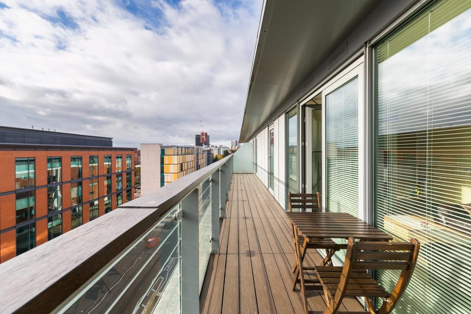 Balcony/Terrace, City view, Landmark view, Street view