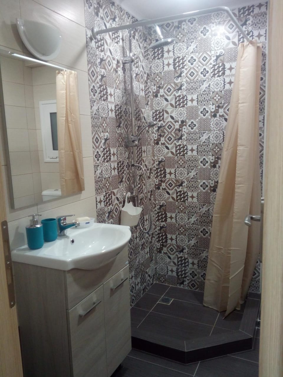 Bathroom, Decorative detail, Decorative detail, On site