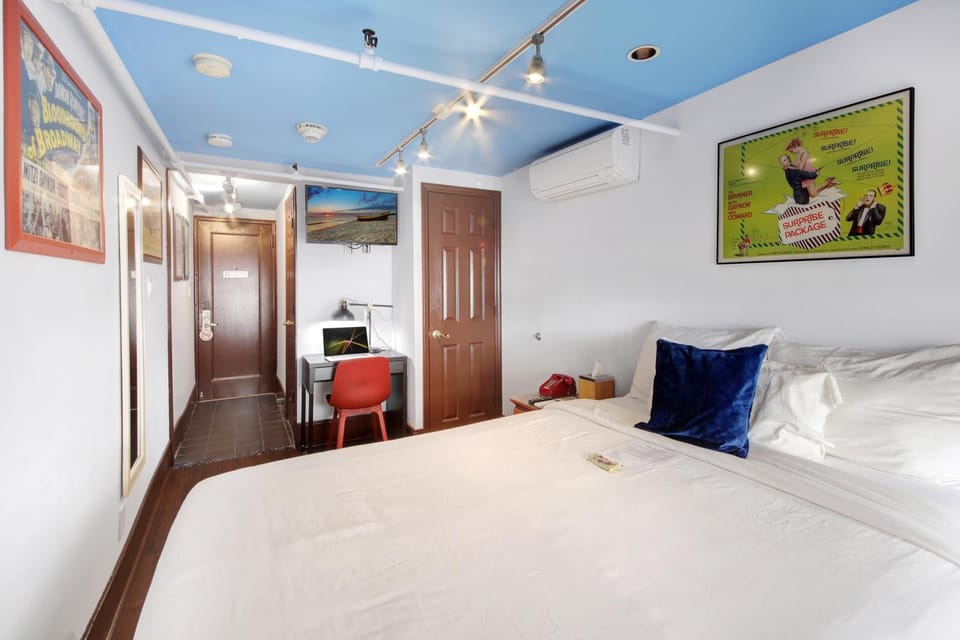 Chelsea Pines Inn Hotel in West Village