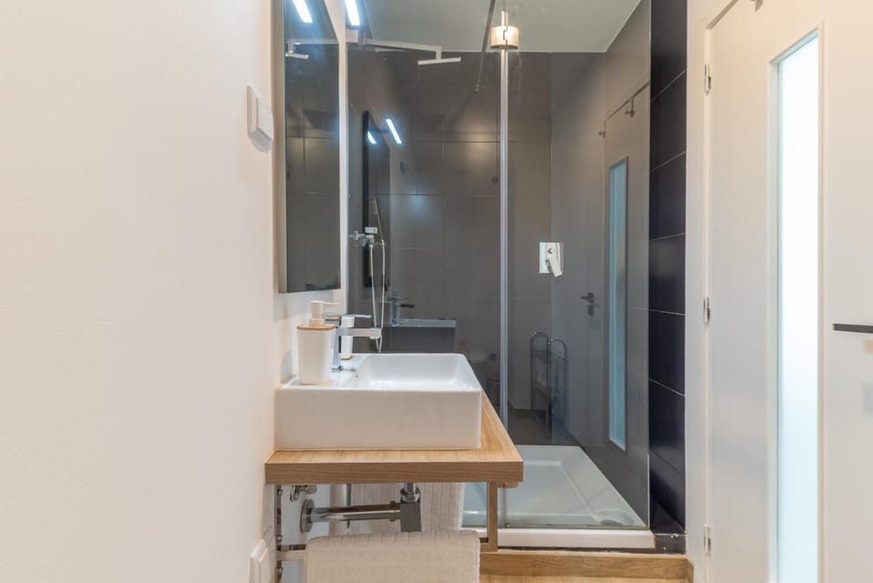 Orange 3 House - Chiado Studios Apartment in Lisbon