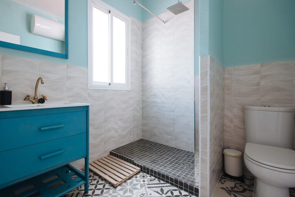 Shower, Bathroom