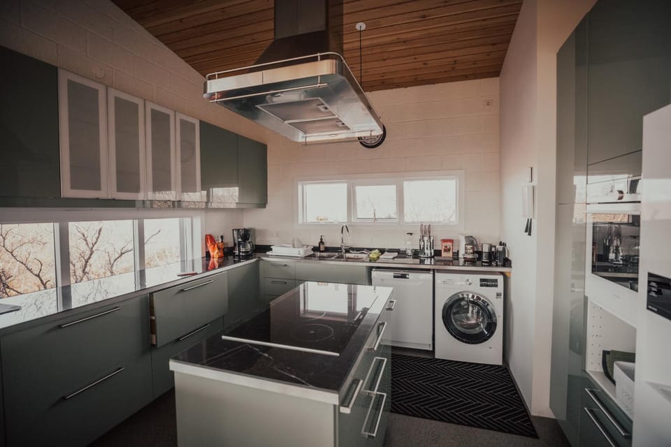 Communal kitchen, kitchen