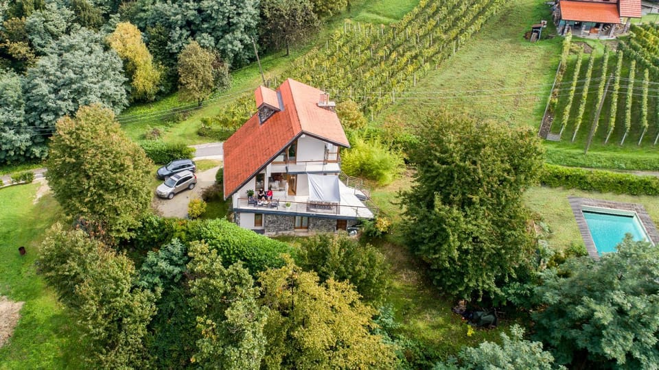 Property building, Neighbourhood, Bird's eye view, Swimming pool
