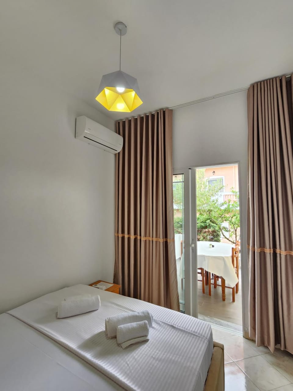 Vila Bilbil Apartment in Ksamil