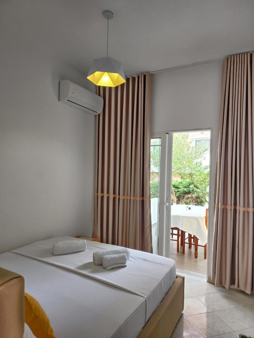 Vila Bilbil Apartment in Ksamil