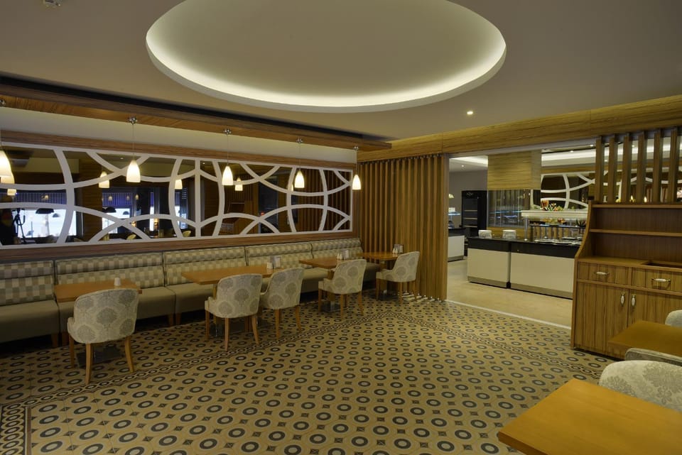 Lounge or bar, Seating area