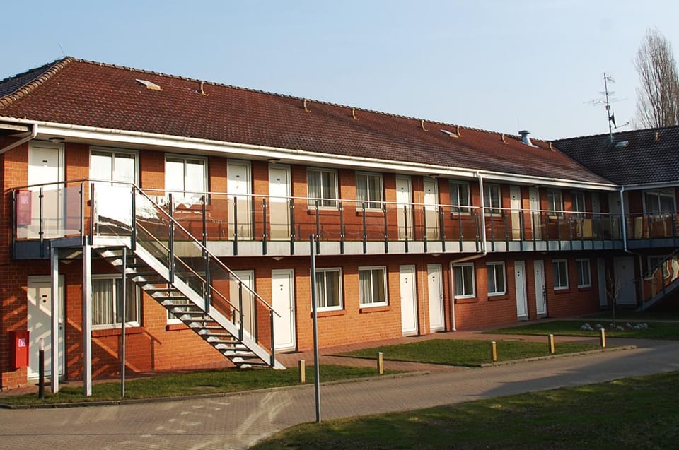 Patio, Facade/entrance, Balcony/Terrace