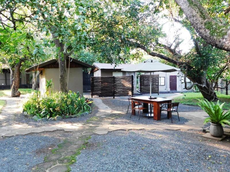 Isinkwe Bush Camp Nature lodge in KwaZulu-Natal