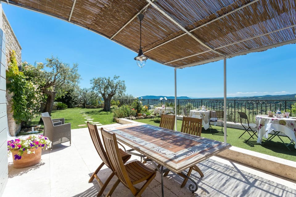 Patio, View (from property/room), Dining area, Garden view, Internal: Not applicable to any particular room