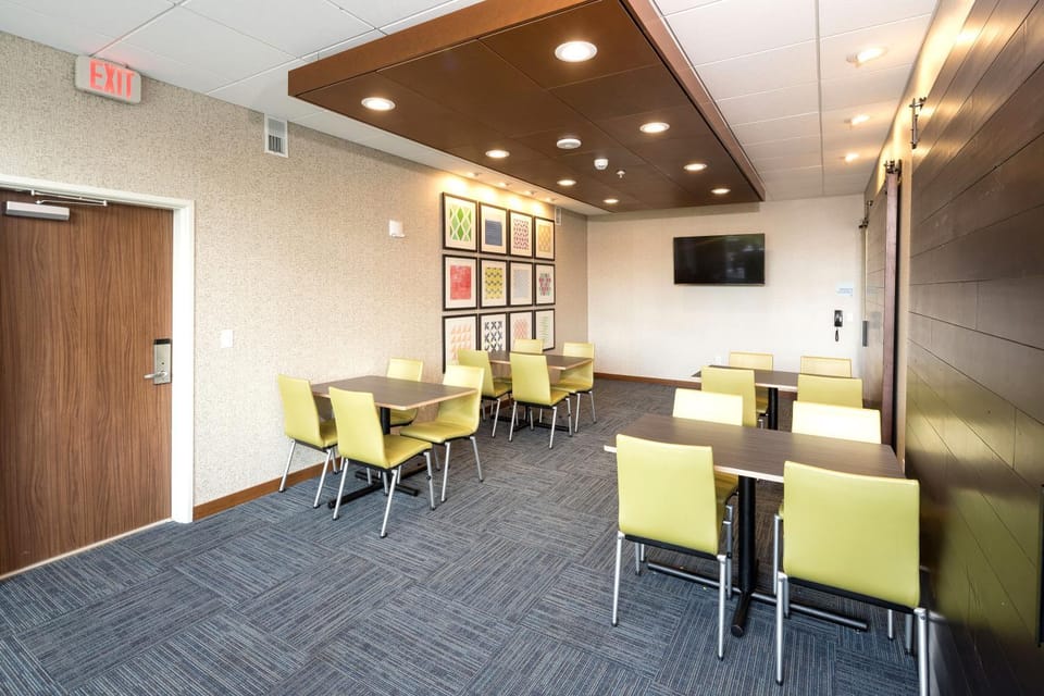 Meeting/conference room