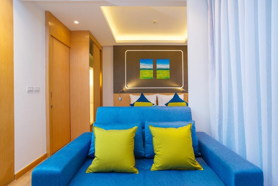 Living room, Bedroom