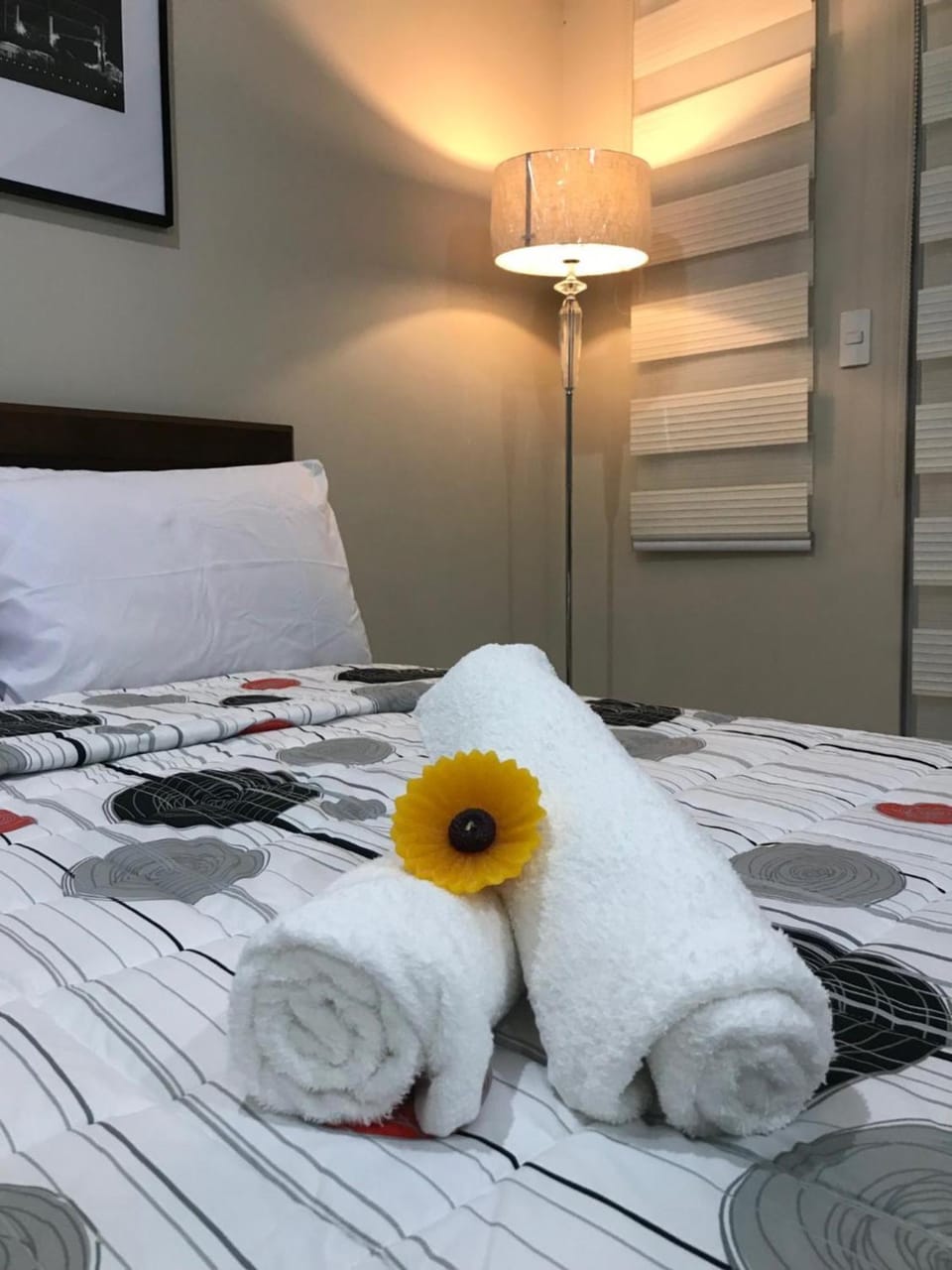One Palm Tree Apartments Apartment in Pasay