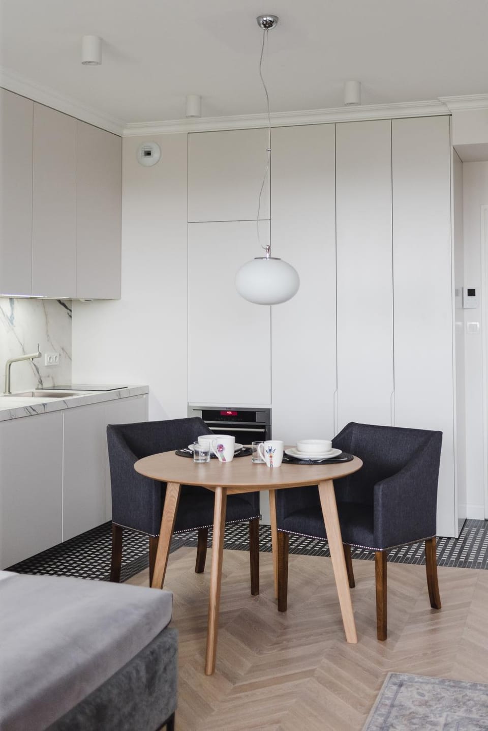 LuxLux Apartments Metro Slodowiec Apartment in Warsaw