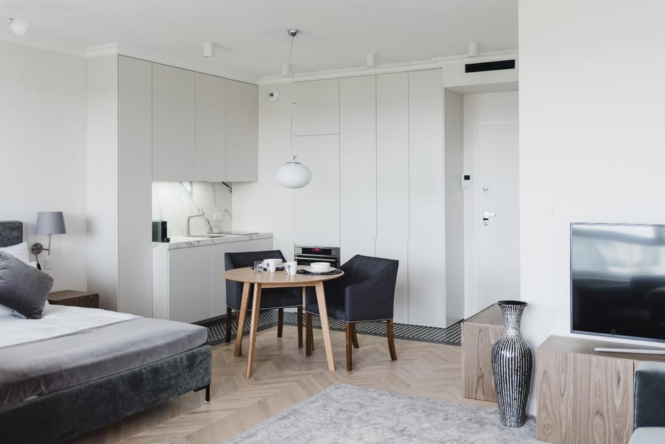 LuxLux Apartments Metro Slodowiec Apartment in Warsaw