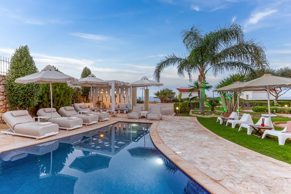 Day, Garden view, Swimming pool, sunbed