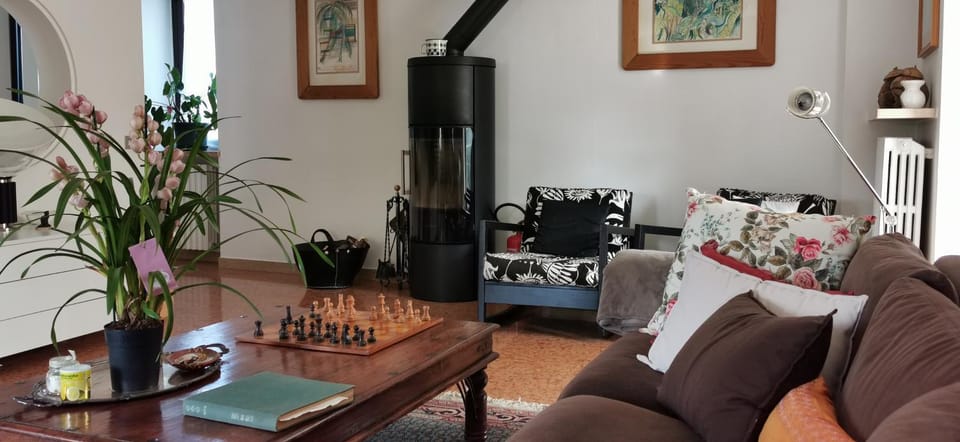 Library, TV and multimedia, Living room, Seating area, Internal: Not applicable to any particular room