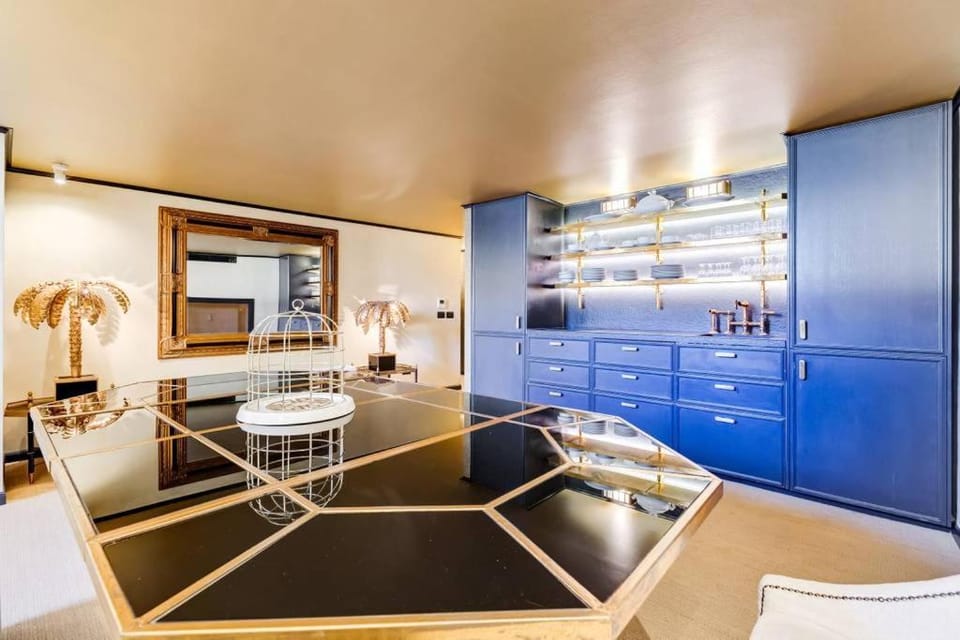 Luxurious loft facing the Pantheon House in Rome