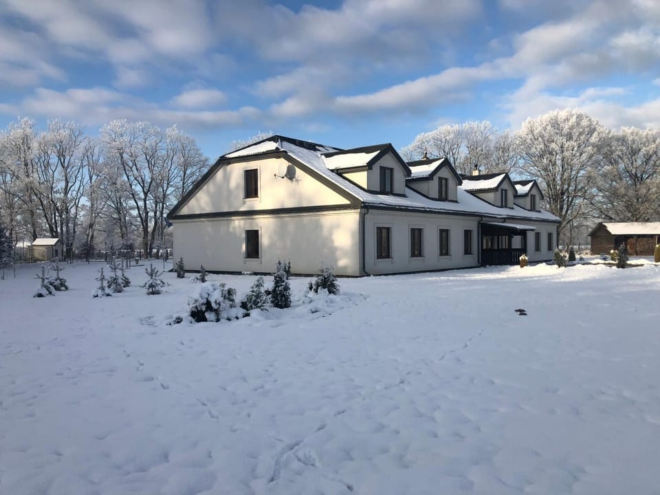 Property building, Day, Winter