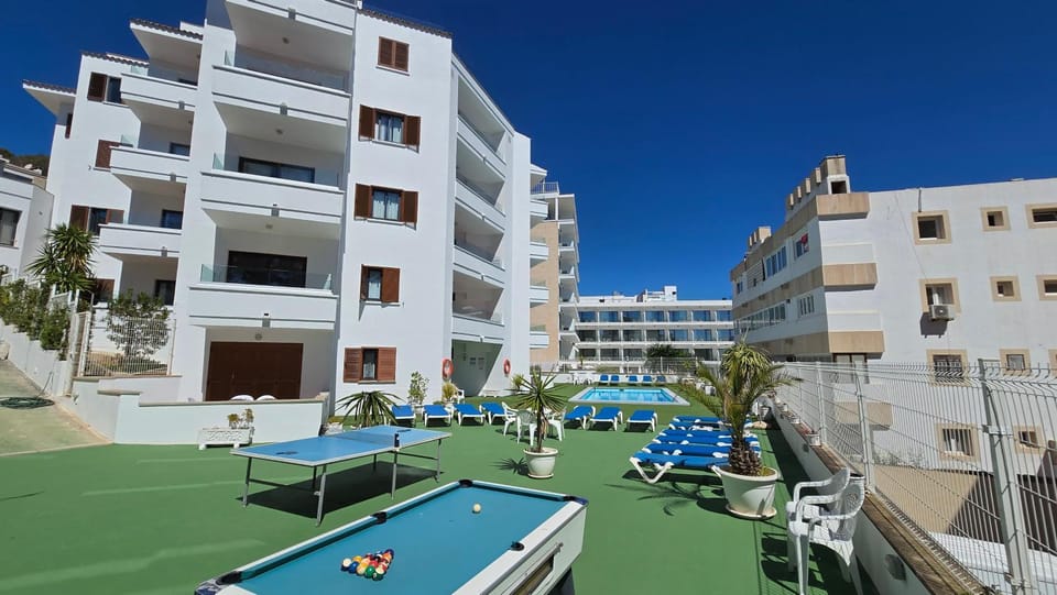 Property building, Billiard, Table tennis, Swimming pool
