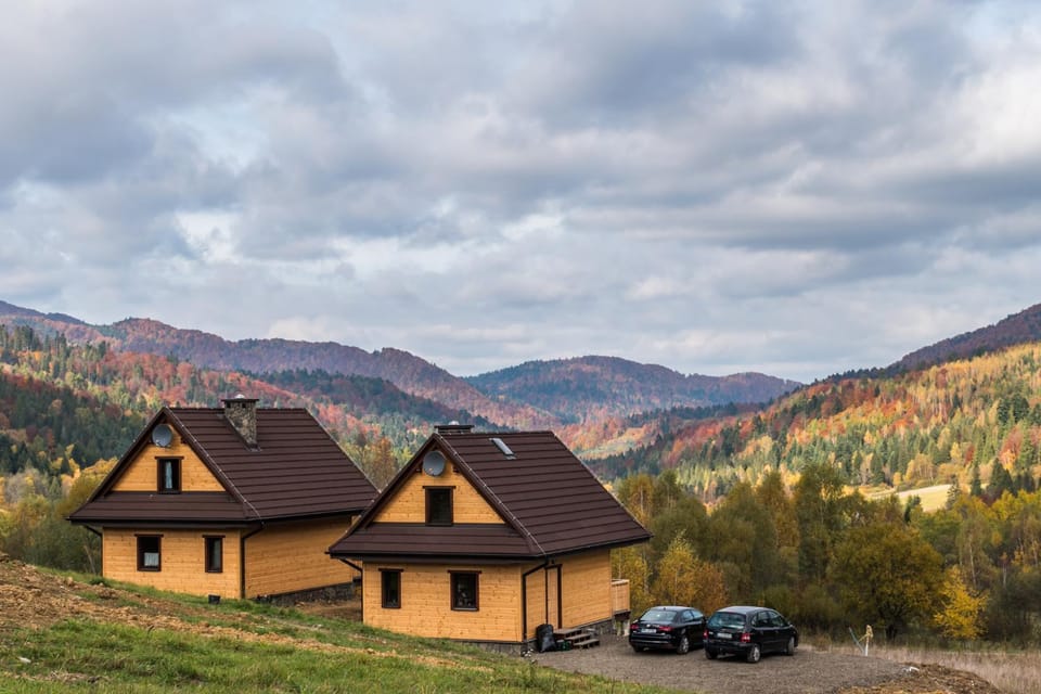 Facade/entrance, Neighbourhood, Natural landscape, Mountain view