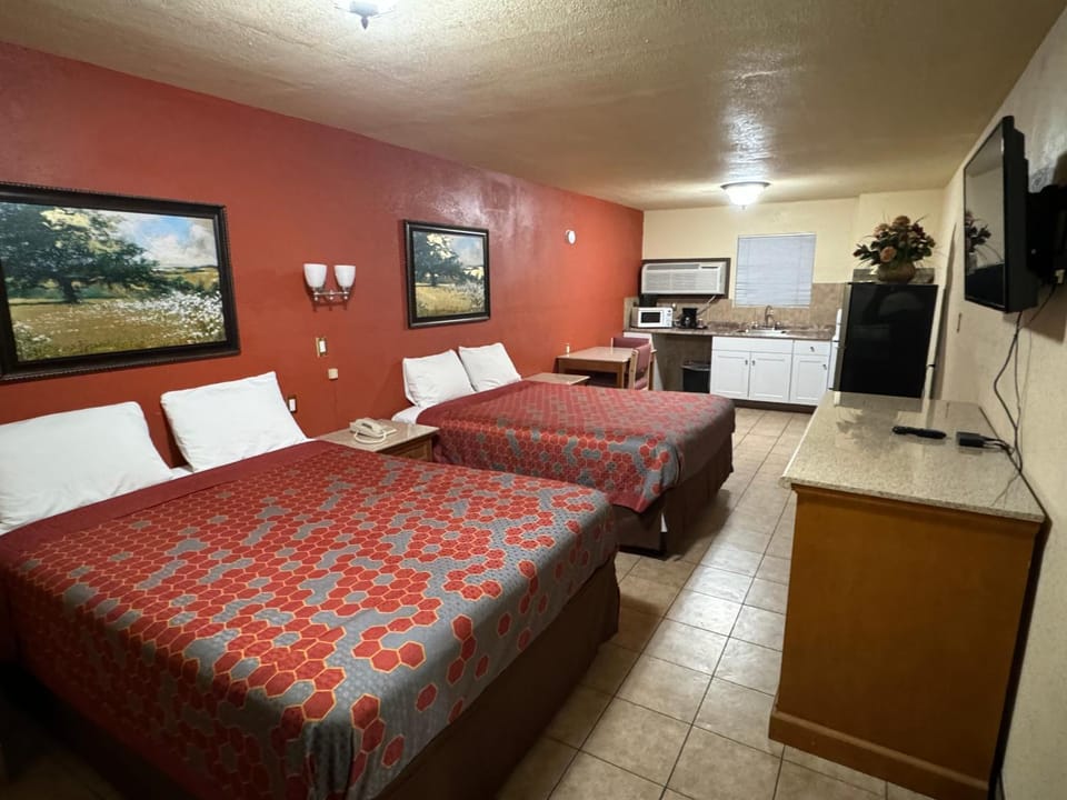 Havasu Inn & Suites Motel in Lake Havasu City