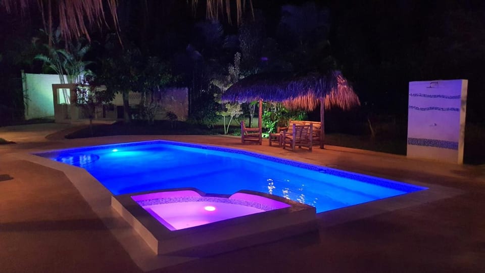 Hot Tub, Pool view, Swimming pool