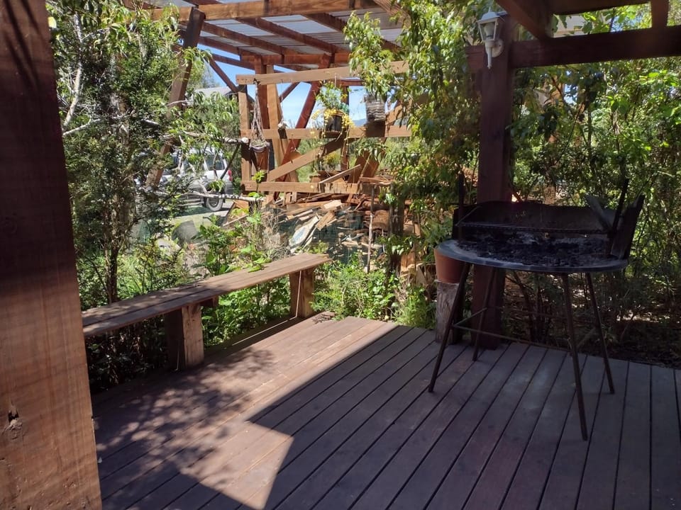 Patio, Spring, Day, BBQ facilities, Garden, View (from property/room), Balcony/Terrace, Garden view