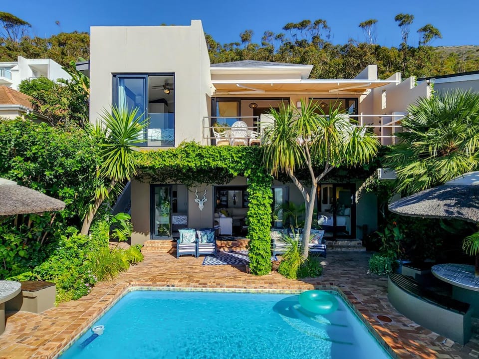 Property building, Patio, Garden, Garden view, Pool view, Swimming pool, Breakfast, sunbed