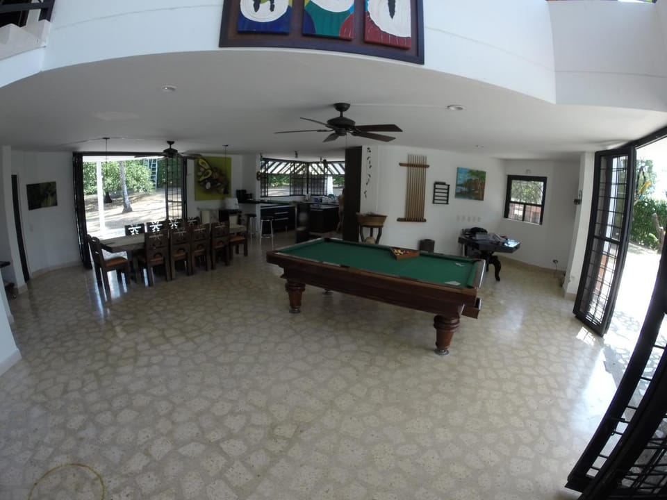 Communal lounge/ TV room, Lounge or bar