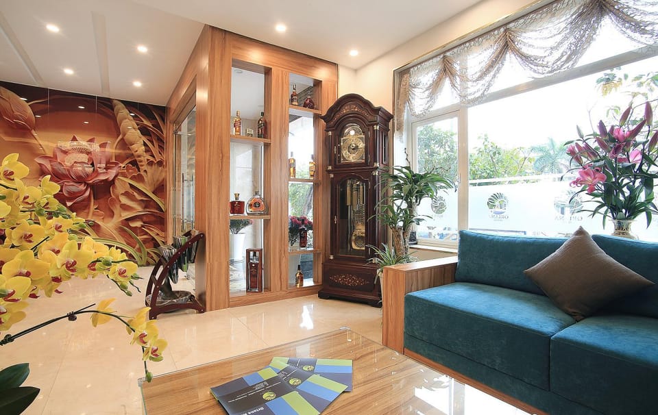 Oriana Hotel Hotel in Laos