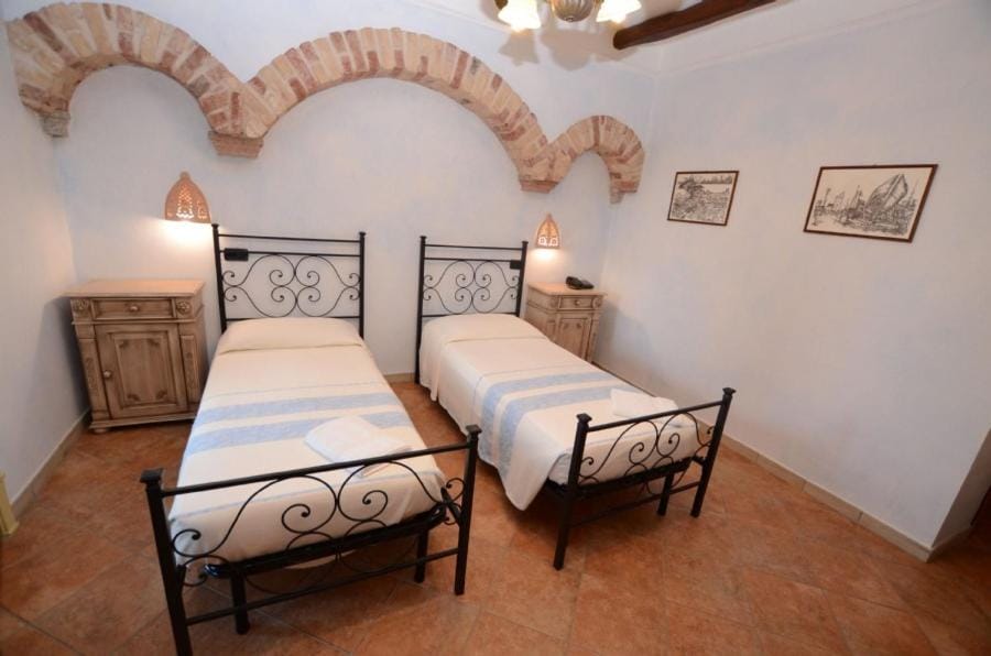 Su Canonigu Agriresort - Rooms & Glamping Farm Stay in Sardinia