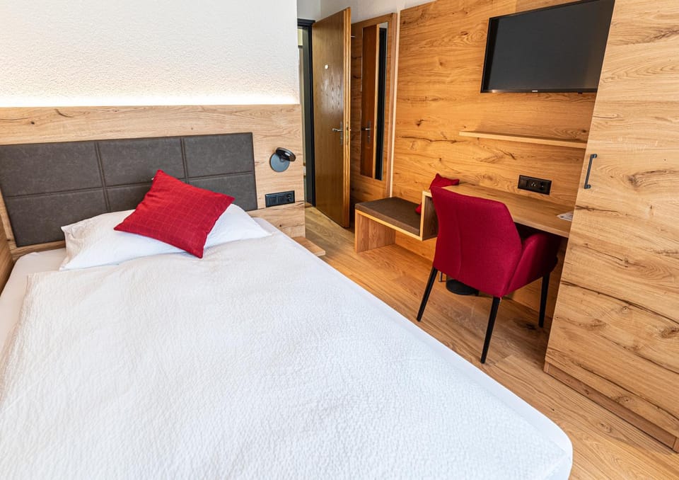 Hotel Restaurant Silbersand Inn in Canton of Valais