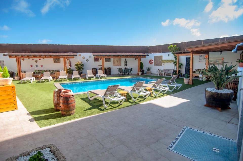 Swimming pool