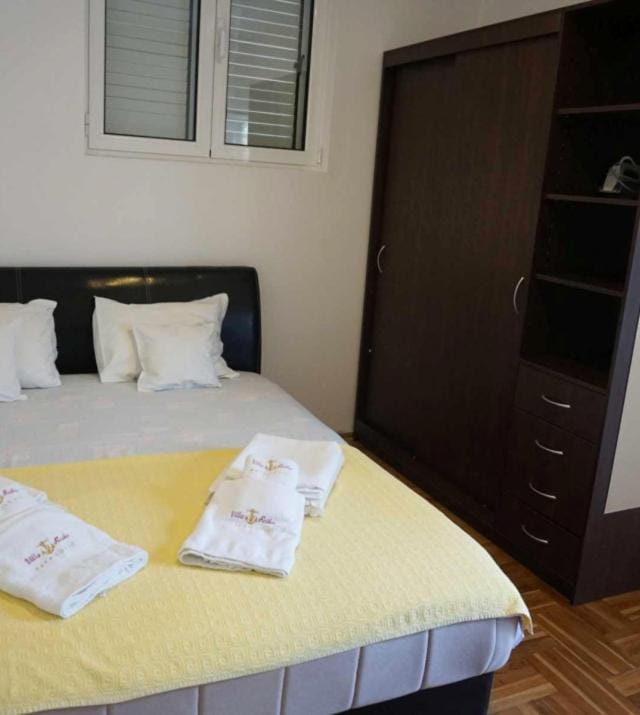 Guest House Ratko Apartment in Budva Municipality