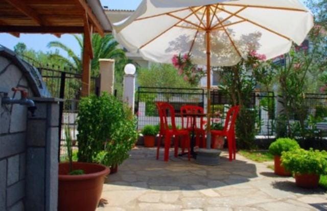 Patio, Day