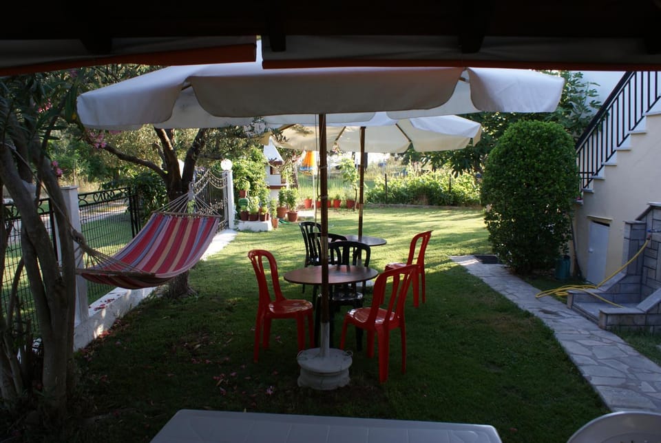 Patio, Day