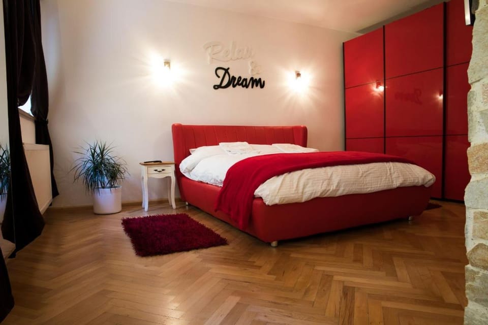 Luky10 Apartment in Brasov