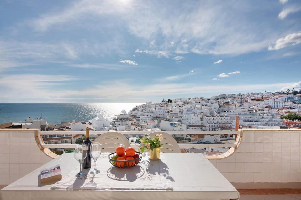 Apartamento Varandas do Mar, Praia dos Pescadores, Albufeira Apartment in Albufeira